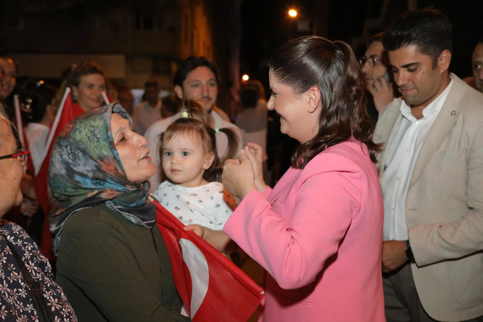 BİNLERCE EDİRNELİ 30 AĞUSTOS COŞKUSUNDA BULUŞTU galeri görseli
